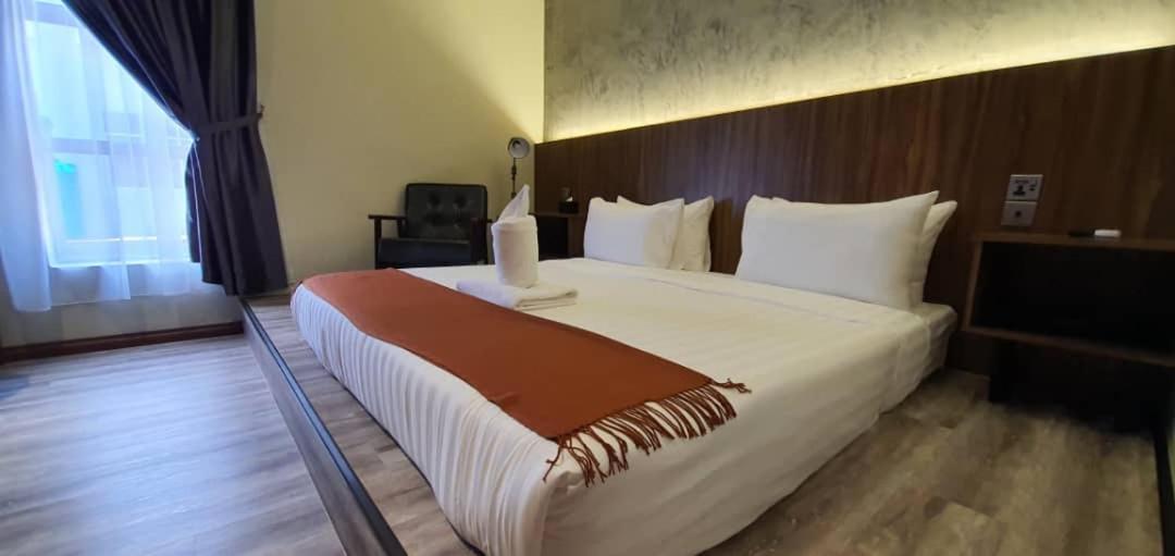 Vista Hotel Тавау Экстерьер фото